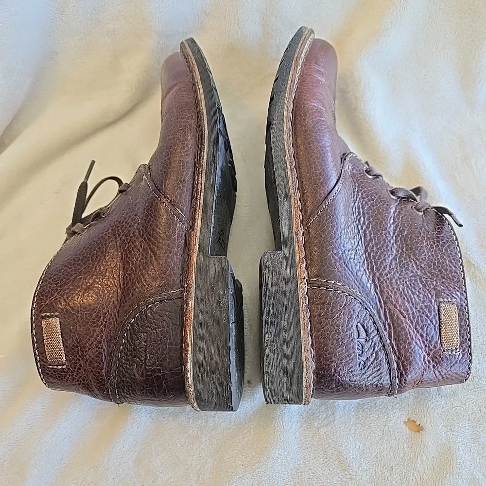 Clarks Men's Brown Leather Chukka‎ Boots Pebbled Leather Design Size 11M